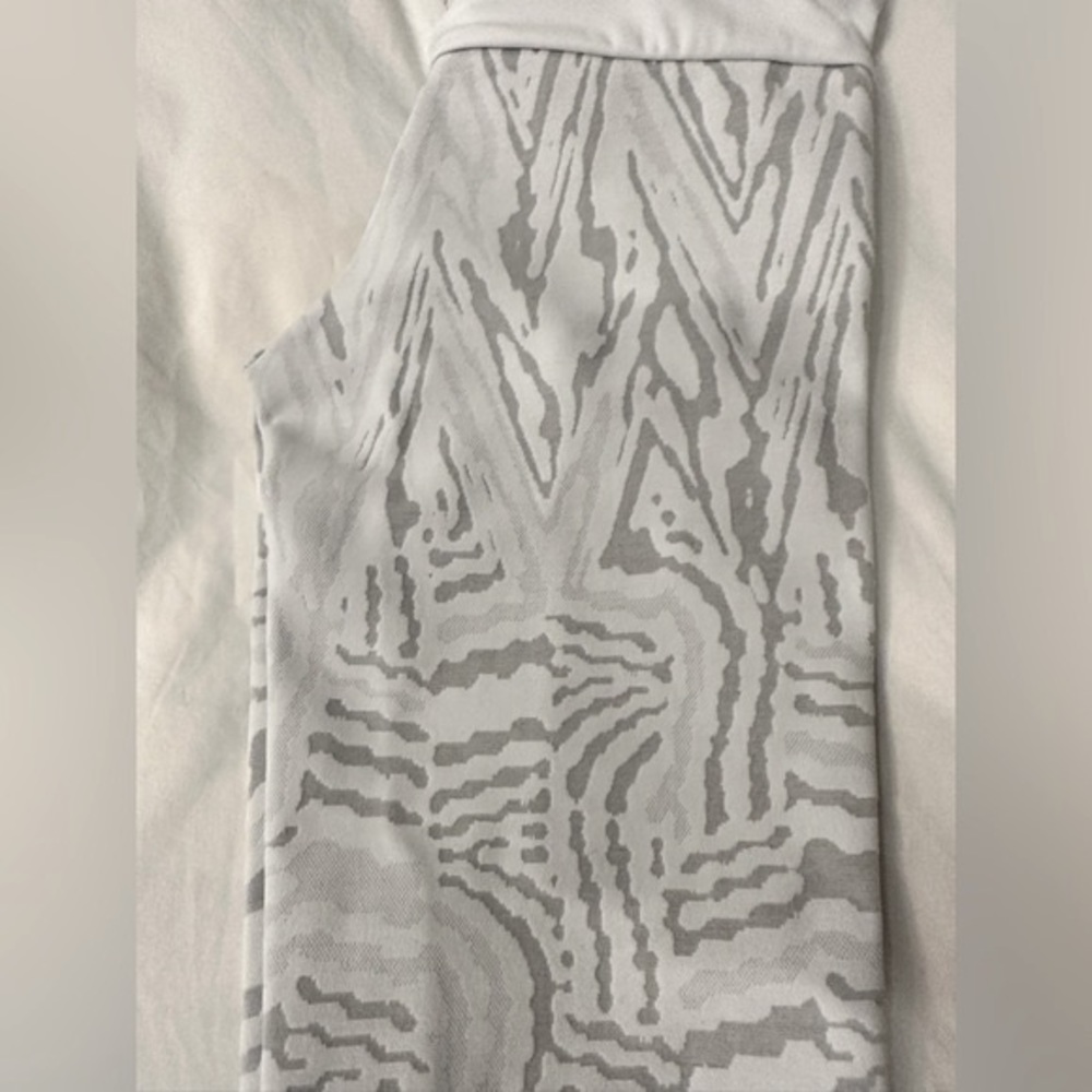 NWOT Devon Windsor Alex Legging - Picture 7 of 13